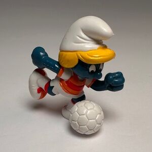 Vintage Soccer Smurfette Schleich 1989 Hong Kong Football Smurf PVC Figure